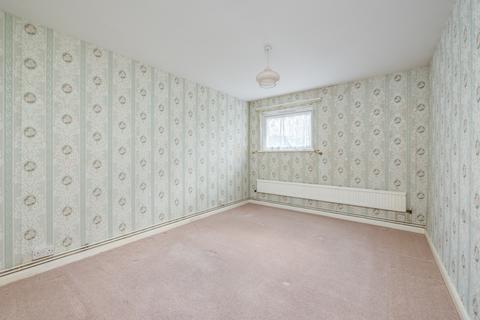 32 Goldcliff Close, Morden, SM4 6PJ