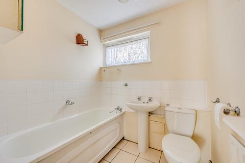 32 Goldcliff Close, Morden, SM4 6PJ