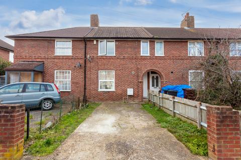 19 Evesham Road, Morden, SM4 6PP