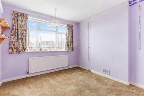 30 Templecombe Way, Morden, SM4 4JG