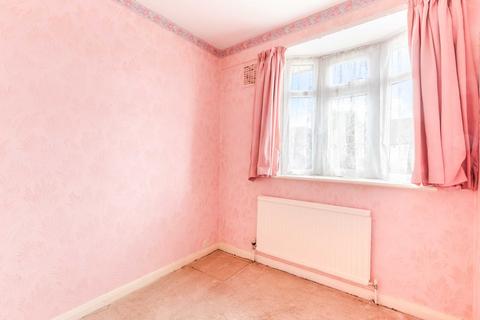 30 Templecombe Way, Morden, SM4 4JG