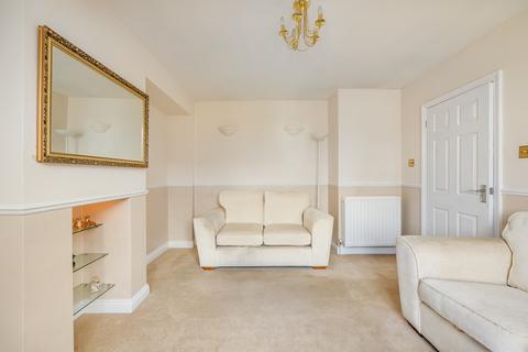 61 Central Road, Morden, SM4 5SD