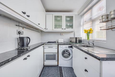 61 Central Road, Morden, SM4 5SD