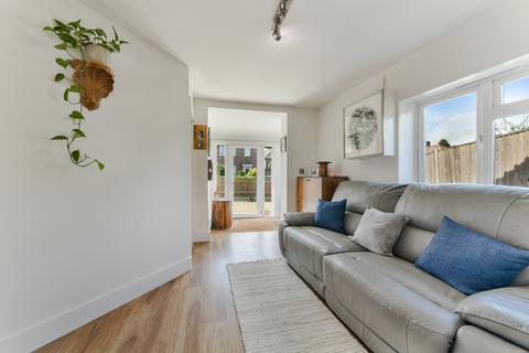 1a Croxden Walk, Morden, SM4 6JY