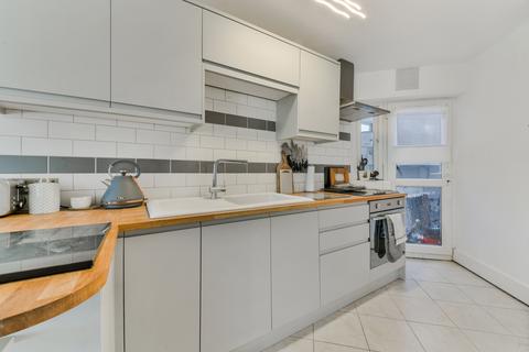 1a Croxden Walk, Morden, SM4 6JY