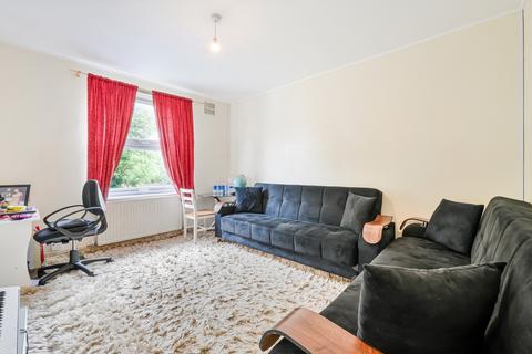 138 Hatfeild Mead, Morden, SM4 5PG