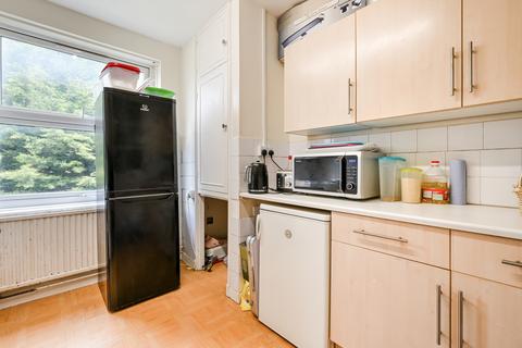 138 Hatfeild Mead, Morden, SM4 5PG