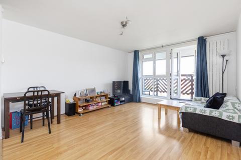 1 bedroom apartment for sale, Coniston Close, Raynes Park SW20