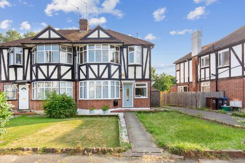 6 Aboyne Drive, London, SW20 0AL