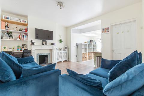 6 Aboyne Drive, London, SW20 0AL