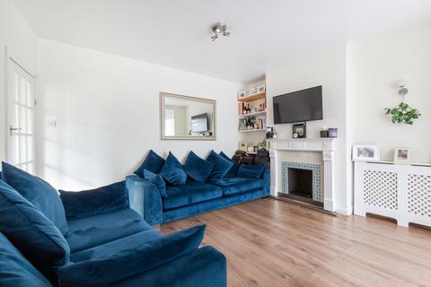 6 Aboyne Drive, London, SW20 0AL
