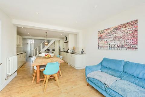 Chantilly Ashfield Road, Midhurst, GU29 9JX