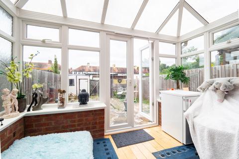 3 Claymore Close, Morden, SM4 5PS