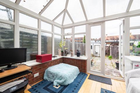 3 Claymore Close, Morden, SM4 5PS