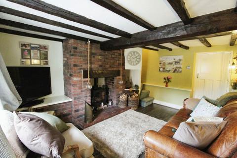 2 bedroom cottage for sale, Pattersons Cottages, Chapel Haddlesey YO8