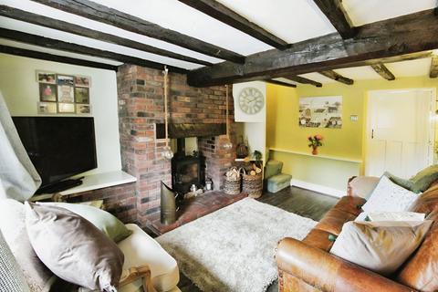 2 bedroom cottage for sale, Pattersons Cottages, Chapel Haddlesey YO8