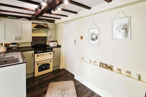 2 bedroom cottage for sale, Pattersons Cottages, Chapel Haddlesey YO8