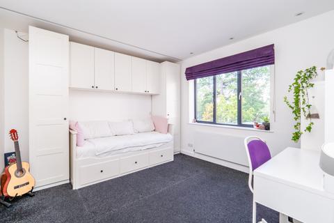 7 Morley Road, Sutton, SM3 9LN