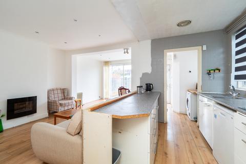 30 Kew Crescent, Cheam, Sutton, SM3 9RT