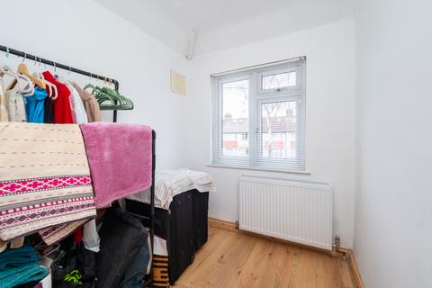30 Kew Crescent, Cheam, Sutton, SM3 9RT