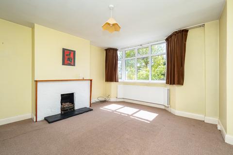 3 bedroom semi-detached house for sale, Broadmead Avenue, Worcester Park KT4