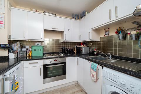 1 bedroom apartment for sale, Stonecot Hill, Sutton SM3