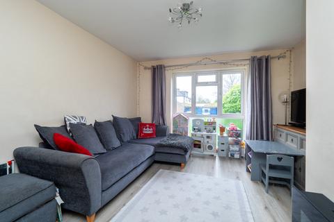 1 bedroom apartment for sale, Stonecot Hill, Sutton SM3