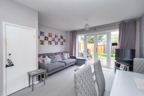 2 bedroom terraced house for sale, Chelsea Gardens, Sutton SM3