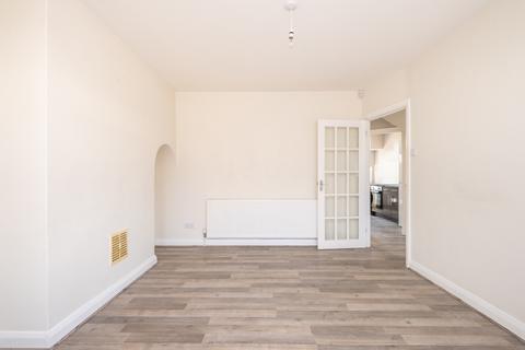 273 Kingsbridge Road, Morden, SM4 4PY