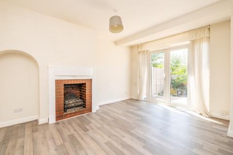 273 Kingsbridge Road, Morden, SM4 4PY