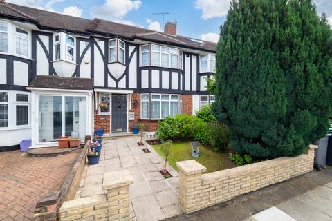 268 Kingsbridge Road, Morden, SM4 4PZ