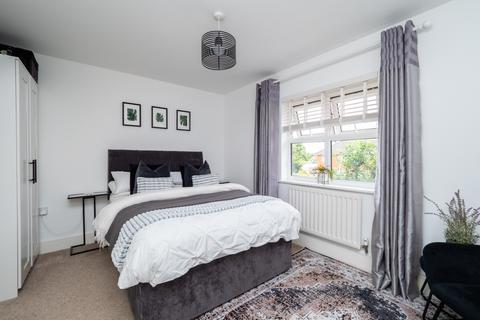 5 Aragon Place, Morden, SM4 4QD
