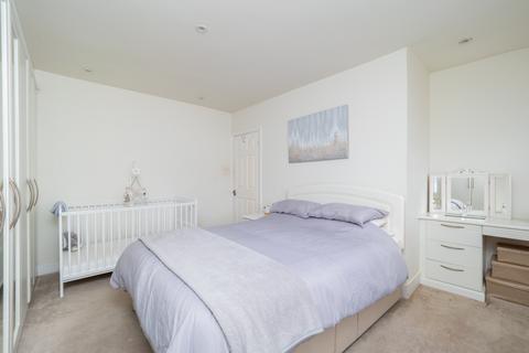 204 Ridge Road, Sutton, SM3 9LS