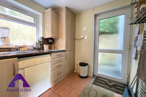 2 bedroom end of terrace house for sale, Green Villas, Penybont, Abertillery, NP13 1QW