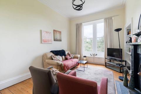 3 bedroom flat for sale, 5/8 Argyle Park Terrace, Marchmont, Edinburgh EH9 1JY