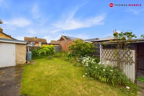 2 bedroom bungalow for sale, Dene Close, Huntingdon PE29