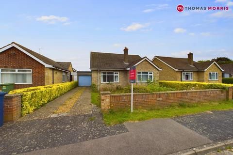 3 bedroom bungalow for sale, Dene Close, Huntingdon PE29