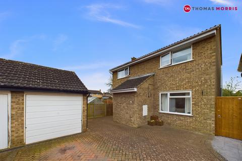 3 bedroom detached house for sale, Durham Close, Huntingdon PE28