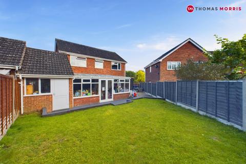 4 bedroom detached house for sale, Elm Way, Huntingdon PE28