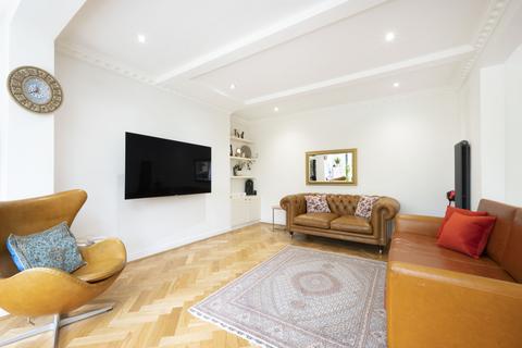 48 The Ridings, Surbiton, KT5 8HQ