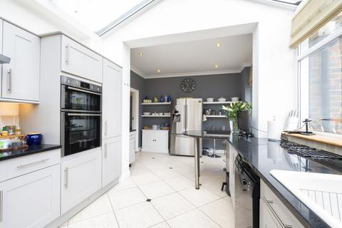 4 bedroom detached house for sale, The Ridings, Surbiton KT5