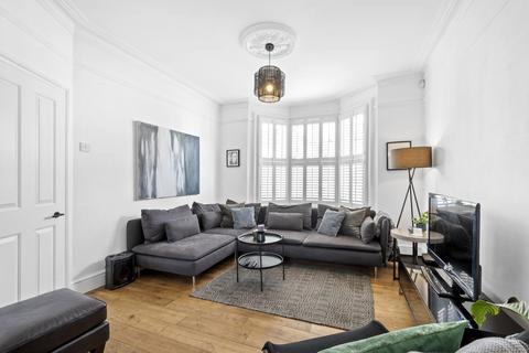64 Ellerton Road, Surbiton, KT6 7TX