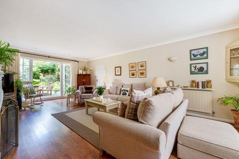 4 bedroom detached house for sale, Skinners Lane, Ashtead KT21