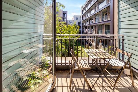 2 bedroom flat for sale, Newton Court, 1 Axio Way, Bow, London, E3