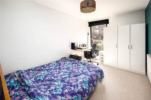 2 bedroom flat for sale, Newton Court, 1 Axio Way, Bow, London, E3