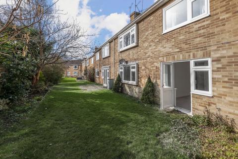 20, Dolphin Court Dolphin Close, Surbiton, KT6 4DZ
