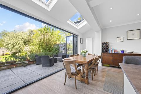 29 Derby Road, Surbiton, KT5 9AY