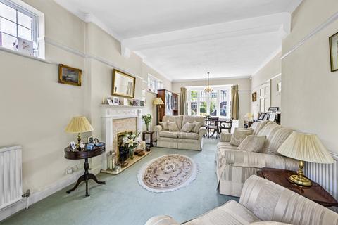 22 Lynton Road, New Malden, KT3 5EE