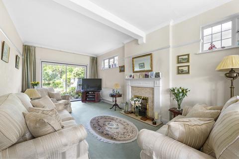 22 Lynton Road, New Malden, KT3 5EE