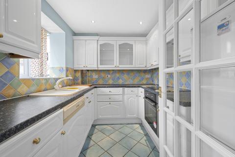 44 Ranyard Close, Chessington, KT9 1HR